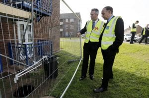 (Photo shoot 0915-039) Trent and Dove Housing visit to a site in Burton upon Trent with Energy Minister Lord Bourne, pictured right.